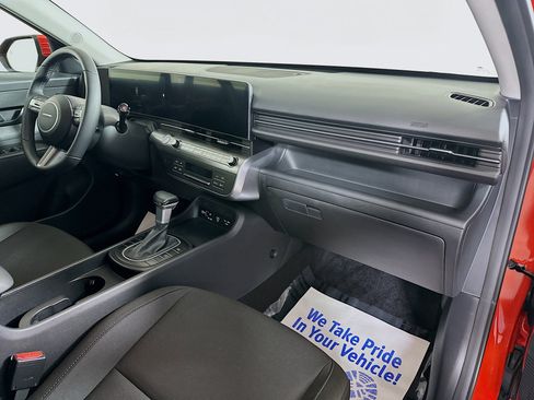 Used 2025 Hyundai Kona SEL image 26