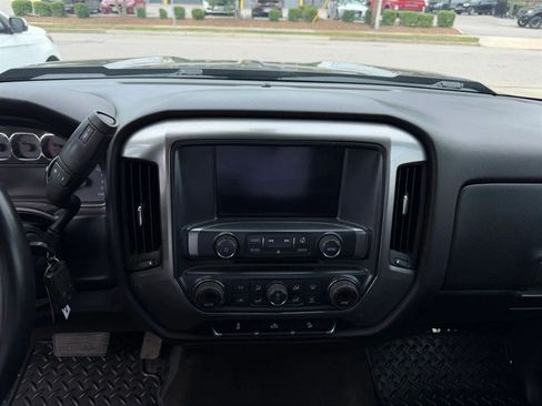 Used 2018 Chevrolet Silverado 1500 LT w/ All Star Edition AWD/4WD image 14