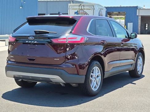 Certified 2023 Ford Edge SEL w/ Convenience Package AWD/4WD image 3