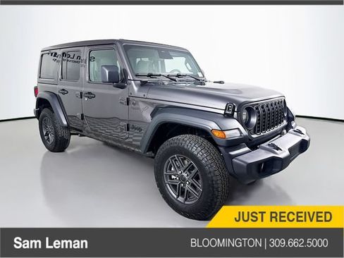Used 2026 Jeep Wrangler Unlimited Sport AWD/4WD image 1
