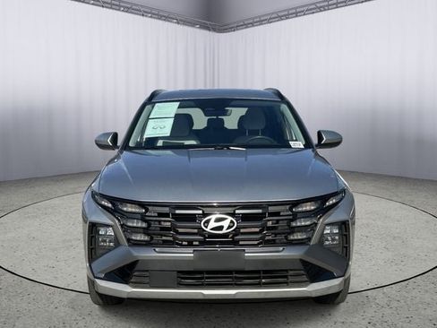 Used 2025 Hyundai Tucson SEL FWD image 4