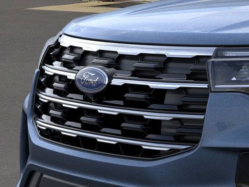 New 2026 Ford Explorer Active AWD/4WD image 17