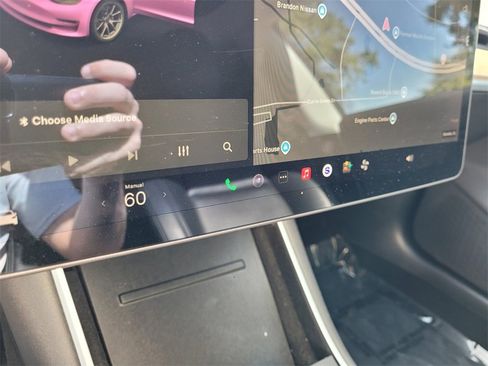 Used 2018 Tesla Model 3 Long Range image 26