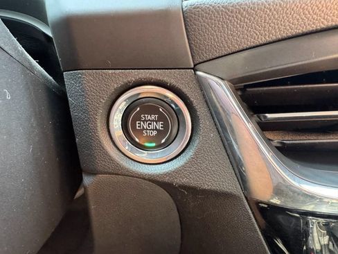 Used 2025 Buick Encore GX Sport Touring FWD image 21
