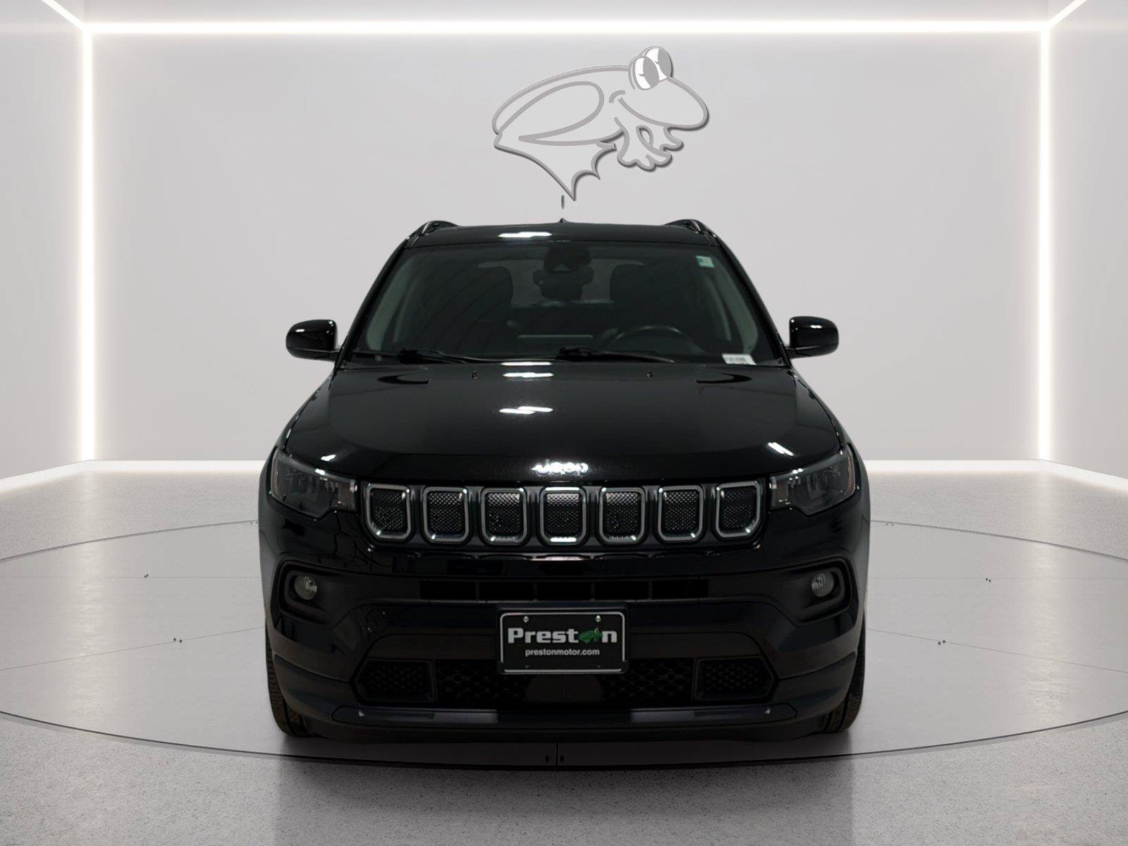 Used 2022 Jeep Compass Latitude w/ Sun and Sound Group AWD/4WD image 8