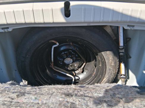 Used 2011 Toyota Prius Three w/ Navigation Pkg image 20