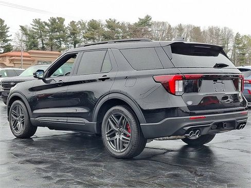 New 2026 Ford Explorer ST image 5