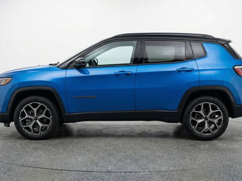 Used 2025 Jeep Compass Limited AWD/4WD image 5