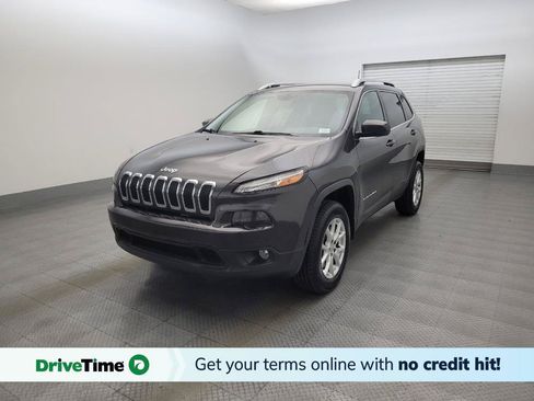 Used 2017 Jeep Cherokee Latitude w/ Safety/Convenience Group AWD/4WD image 1