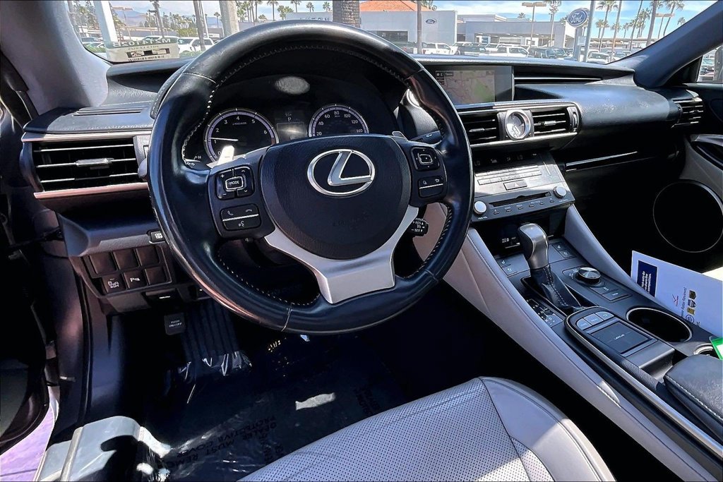 Used 2015 Lexus RC 350 w/ Luxury Package RWD image 11