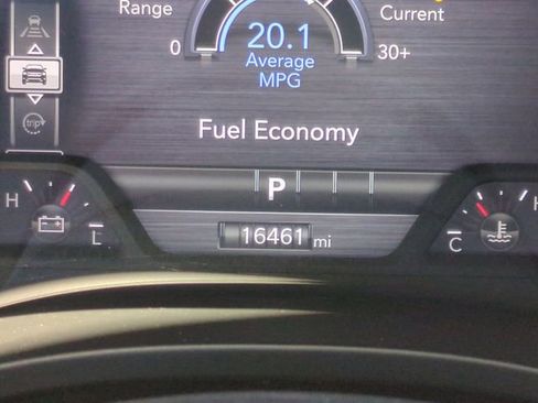 Used 2025 RAM 1500 Big Horn RWD image 33