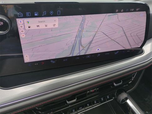 Used 2026 Chevrolet Suburban RST image 14