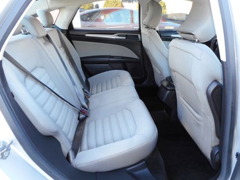 Used 2015 Ford Fusion S image 21