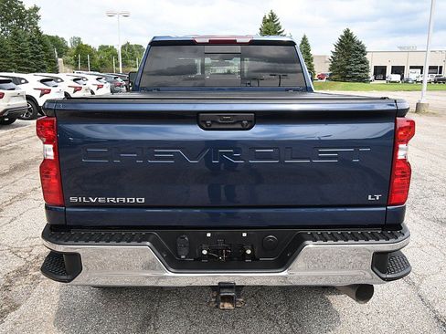 Used 2022 Chevrolet Silverado 2500 LT w/ Convenience Package AWD/4WD image 6