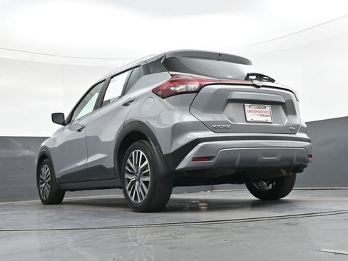 Used 2023 Nissan Kicks SV FWD image 39