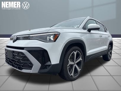 Used 2025 Volkswagen Taos SEL