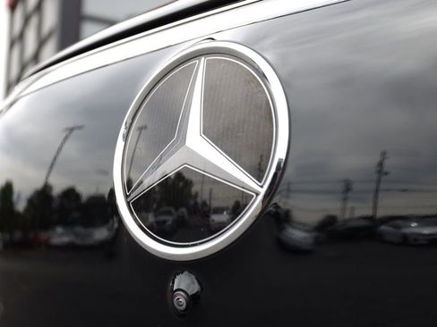 Used 2023 Mercedes-Benz EQS 450+ SUV image 4