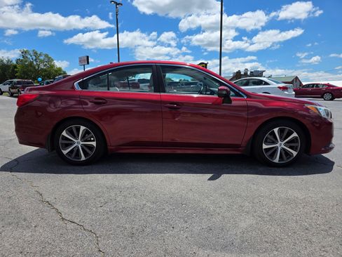 Used 2017 Subaru Legacy 3.6R Limited AWD/4WD image 7