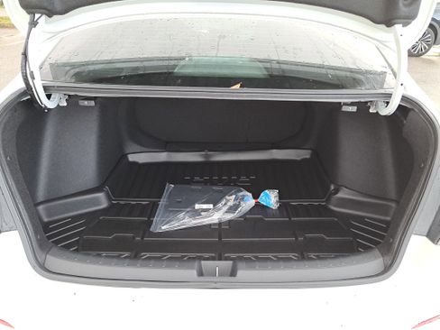 New 2026 Honda Civic Sport Touring image 9