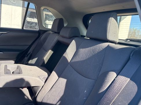 Used 2019 Toyota RAV4 XLE w/ Convenience Package image 5