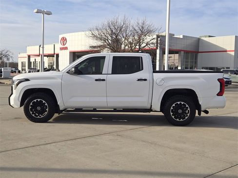 Used 2024 Toyota Tundra SR image 4