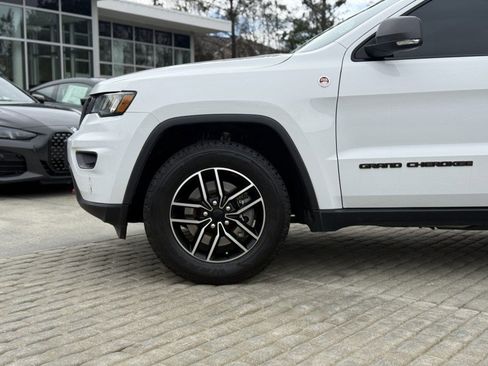 Used 2021 Jeep Grand Cherokee Trailhawk image 10