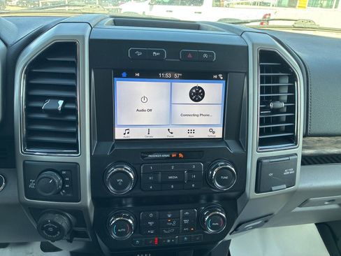 Used 2019 Ford F150 Lariat image 22