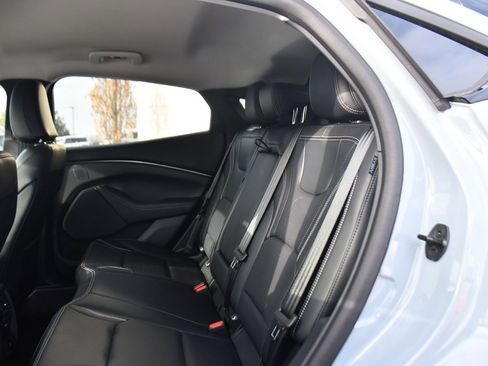 Used 2025 Ford Mustang Mach-E Premium image 20