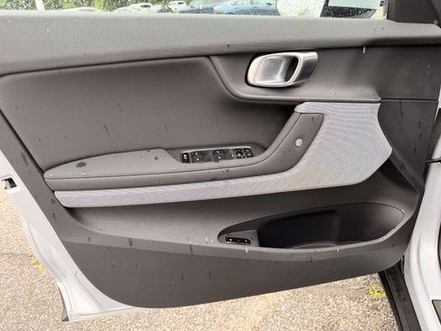 Used 2022 Polestar Polestar 2 w/ Plus Package AWD/4WD image 9