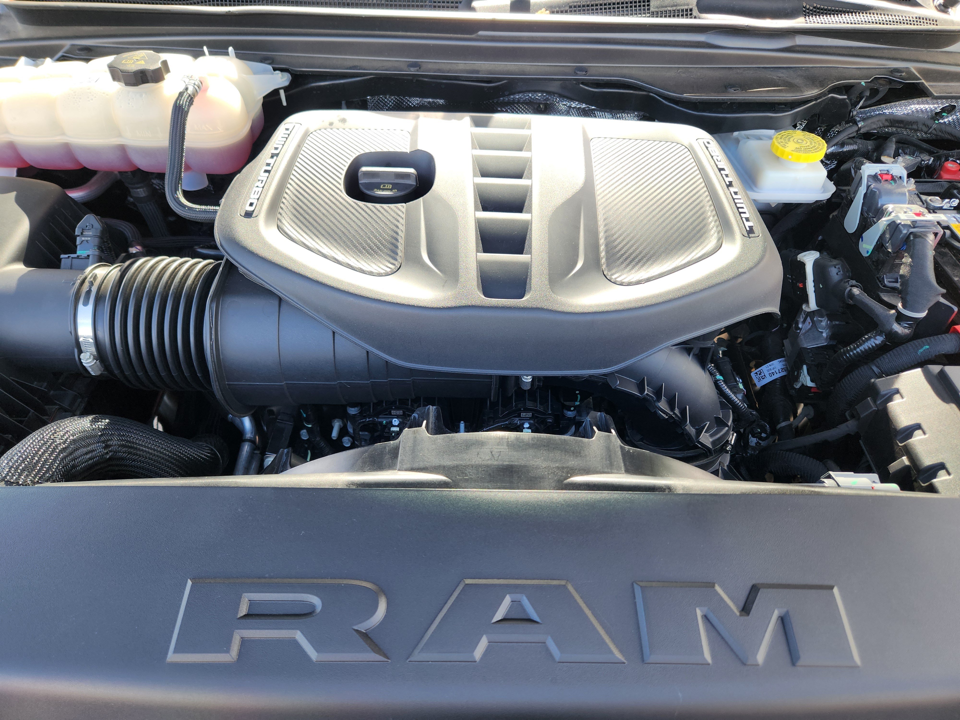 Used 2025 RAM 1500 Limited AWD/4WD image 26