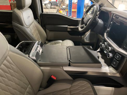 Used 2024 Ford F150 Platinum w/ Equipment Group 703A Plus AWD/4WD image 8