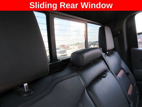Used 2021 GMC Sierra 1500 AT4 w/ AT4 Preferred Package AWD/4WD image 26