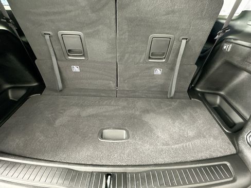 Used 2023 Jeep Grand Cherokee L Laredo RWD image 25