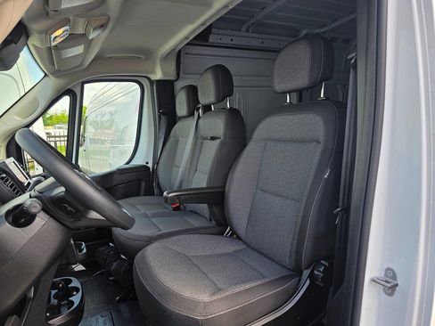 Used 2024 RAM ProMaster 3500 w/ Convenience Group image 11