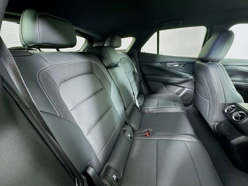 Used 2024 Chevrolet Blazer EV LT AWD/4WD image 27