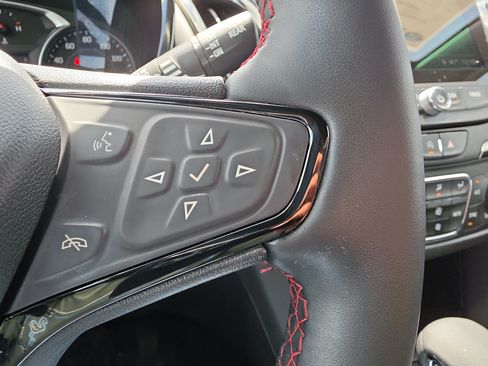 Used 2024 Chevrolet Equinox RS w/ RS Leather Package FWD image 15