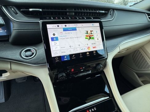 Used 2024 Jeep Grand Cherokee Limited w/ Trailer Tow Package image 28