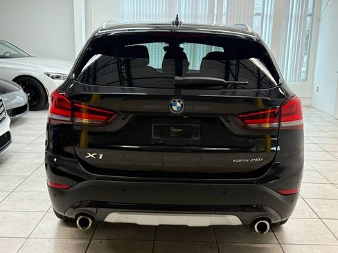 Used 2021 BMW X1 sDrive28i w/ Premium Package image 8