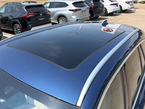 Used 2021 BMW X1 xDrive28i w/ Convenience Package AWD/4WD image 10