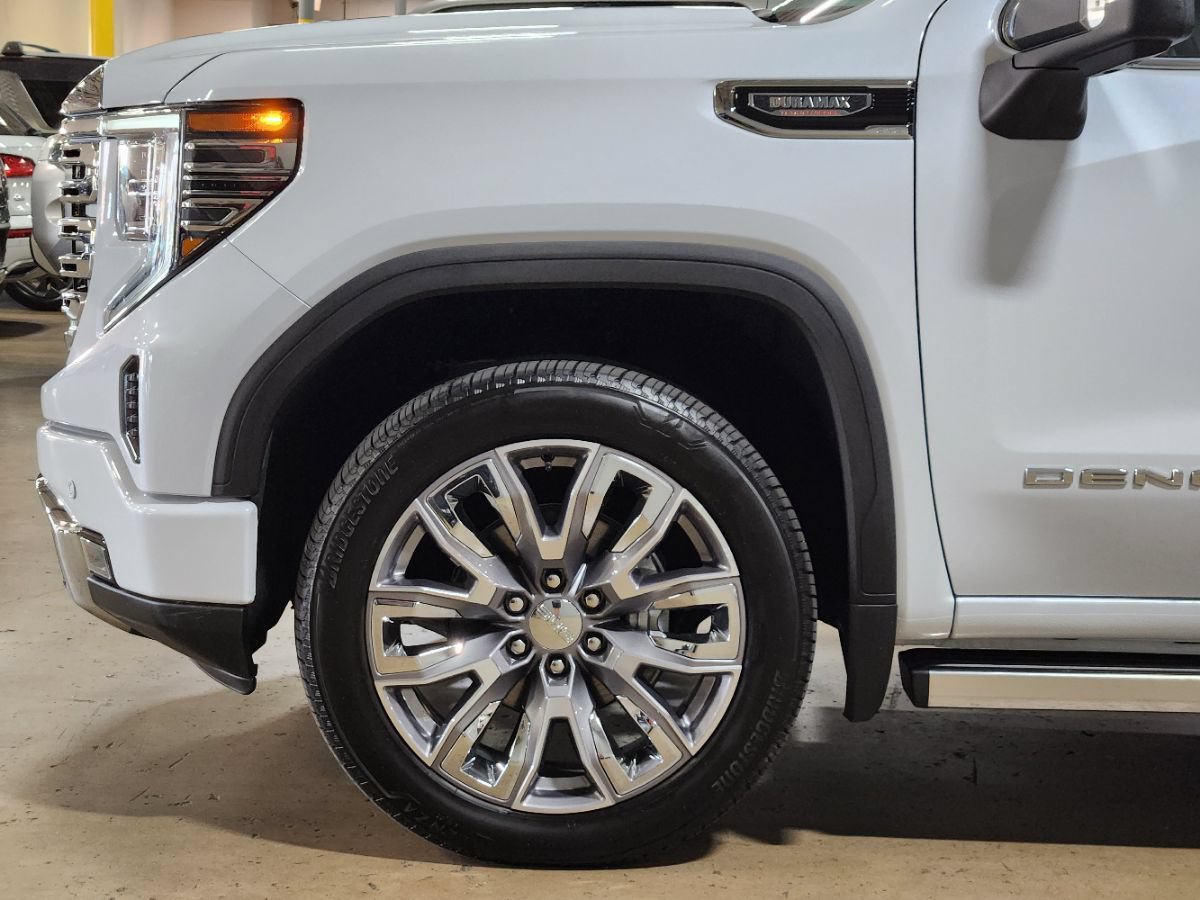Used 2026 GMC Sierra 1500 Denali AWD/4WD image 5