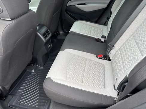 Used 2023 Chevrolet Equinox LS AWD/4WD image 11