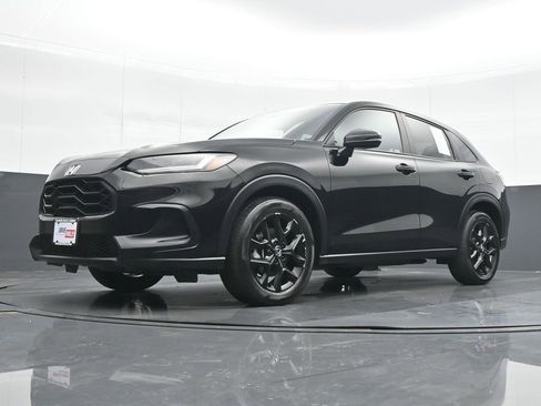 Used 2023 Honda HR-V Sport image 17