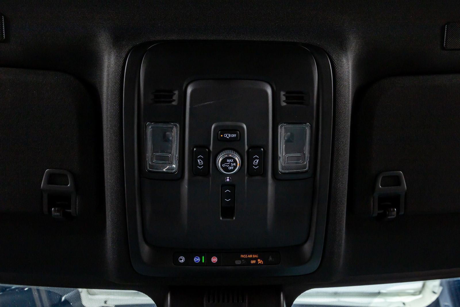 Used 2025 GMC Yukon XL Elevation AWD/4WD image 27