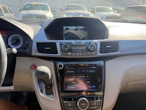 Used 2015 Honda Odyssey Touring image 13