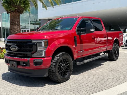 Used 2022 Ford F350 Lariat w/ Black Appearance Package AWD/4WD image 12