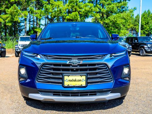 Used 2022 Chevrolet Blazer LT w/ Sound & Technology Package FWD image 3