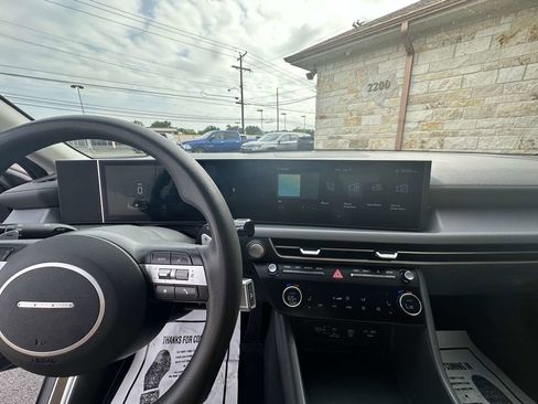 Used 2024 Hyundai Sonata SEL image 9