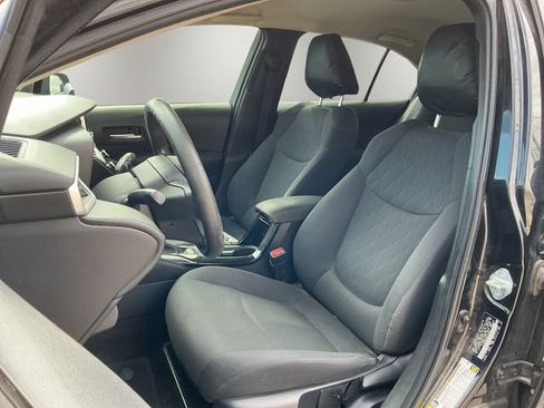 Used 2021 Toyota Corolla LE FWD image 8
