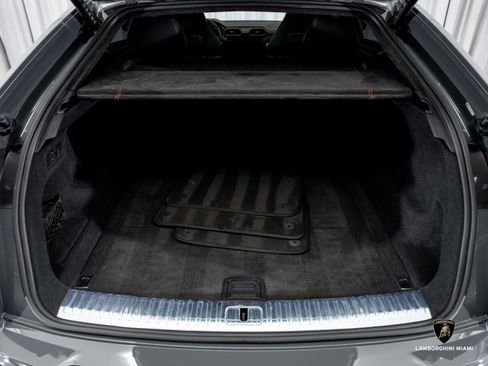 Used 2023 Lamborghini Urus S image 12