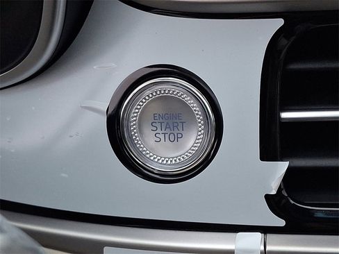 New 2026 Genesis G70 2.5T Prestige image 16